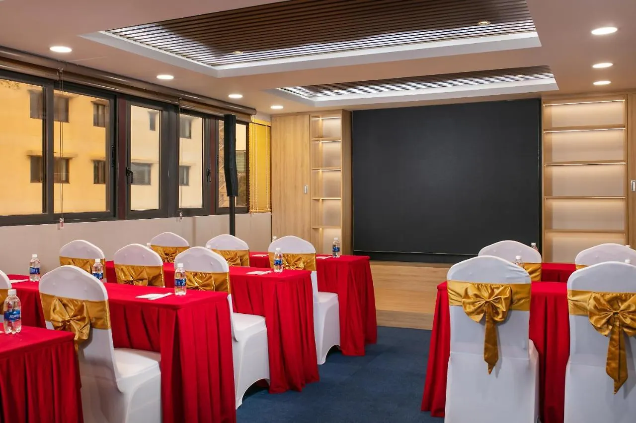 Nesta Hotel Saigon Ho Chi Minh City 4*,
