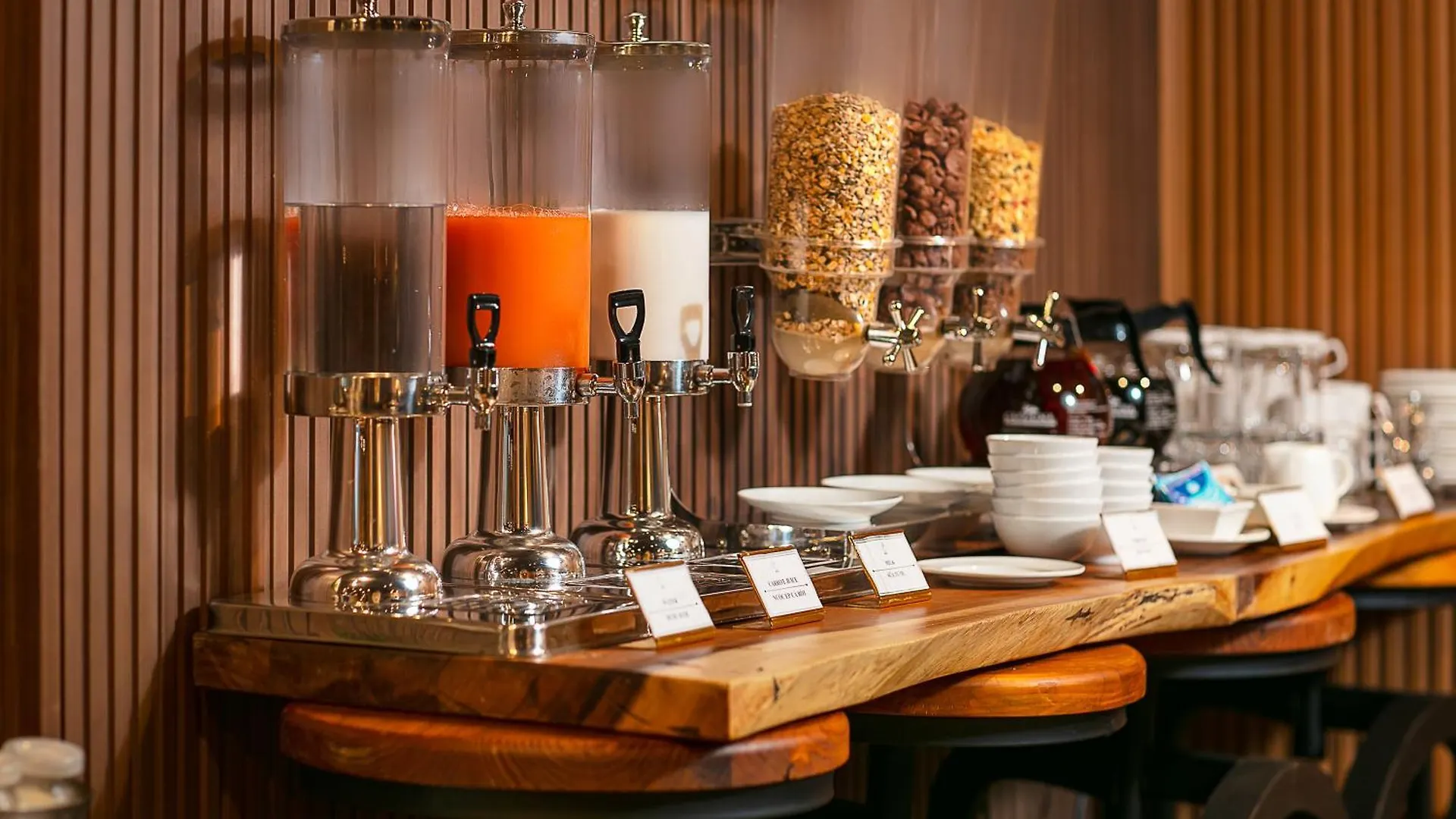 Nesta Hotel Saigon Ho Chi Minh City